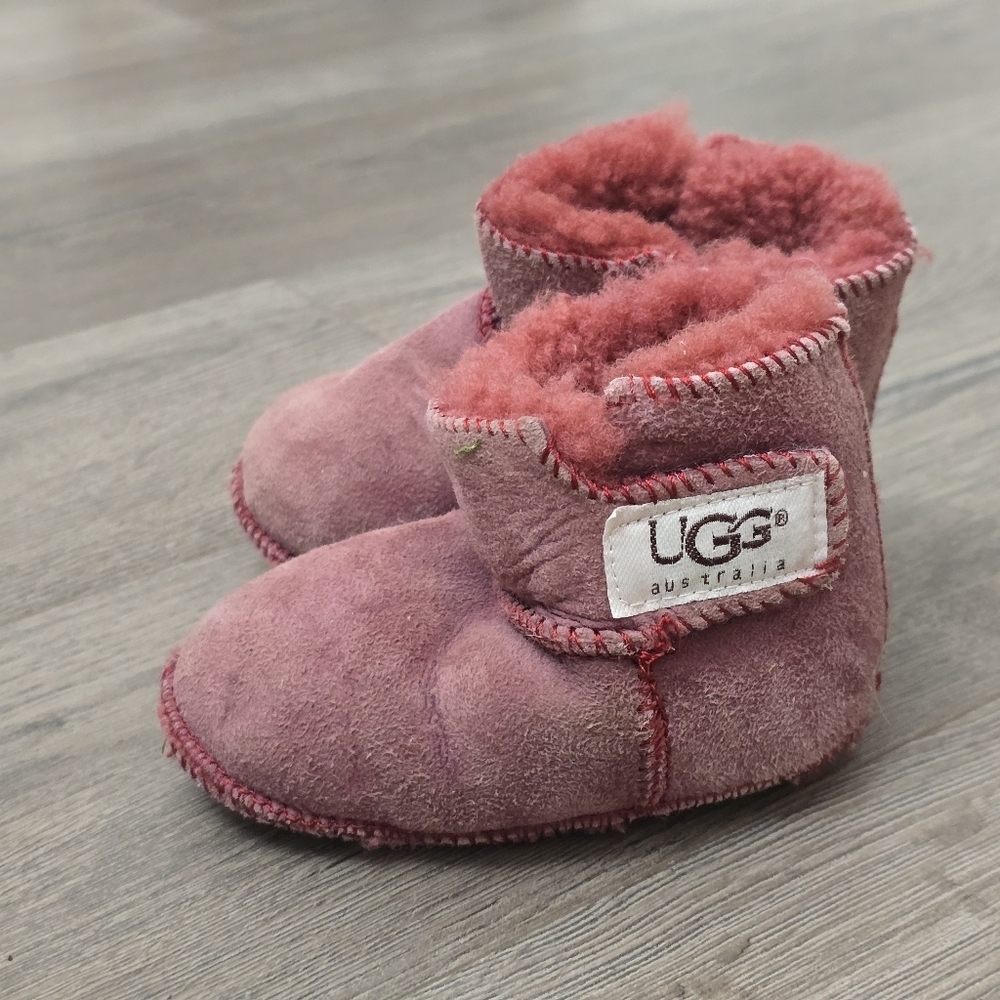 UGG Baby Fuzzy Boots Comfy Reddish Color Soft - Picture 2 of 6